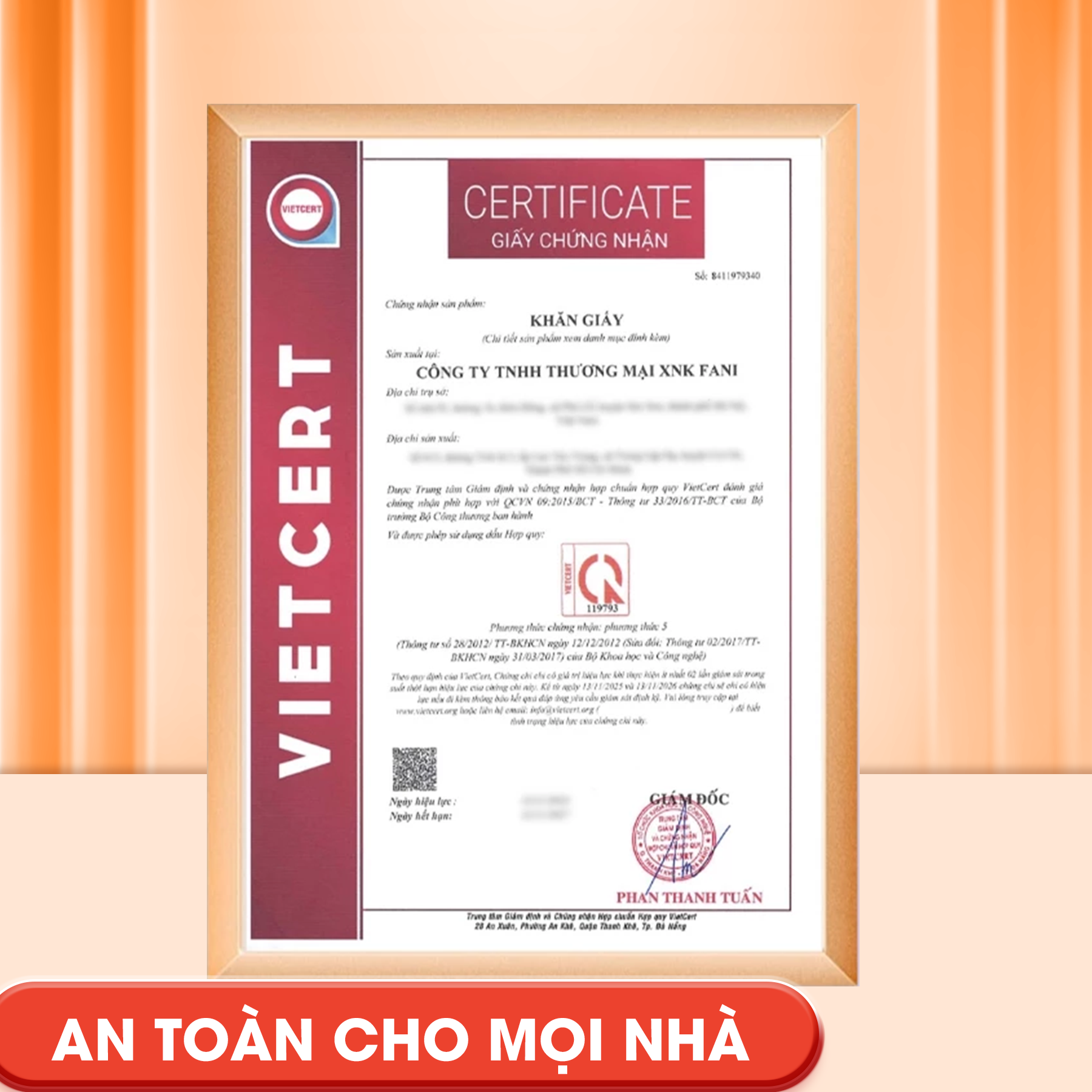 Hình giấy chứng nhận được in trên bộ ảnh sản phẩm