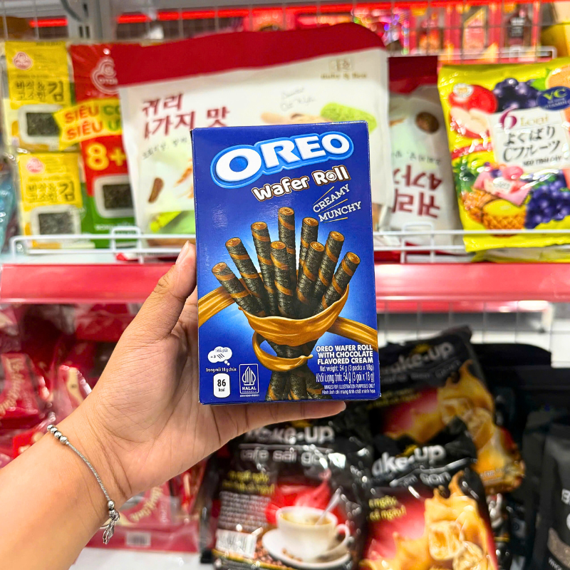 Khám phá 1 Hộp Bánh Quế Oreo Vị Socola 54g (3 Gói x 18g) thuộc nhóm oreo