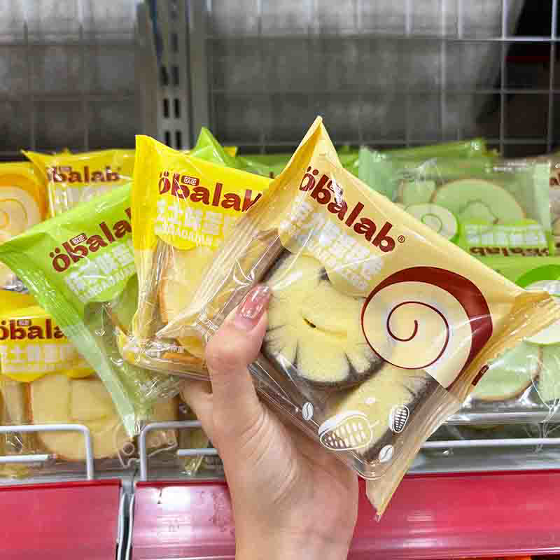 1 Thùng Bánh Bông Lan Cuộn OBALAB Vị Socola/ Vị Trà Xanh/ Vị Phô Mai (60g x 33 Cái) – một lựa chọn đáng tham khảo trong OBALAB