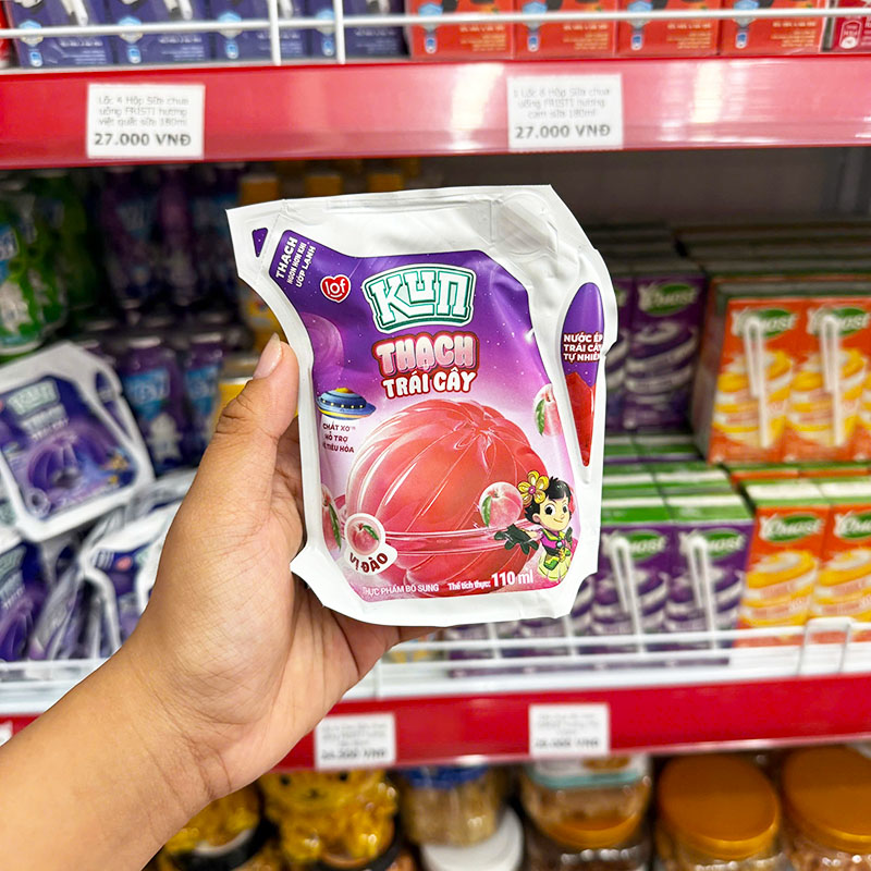 Mặt trước bao bì với vị đào và dung tích 110ml