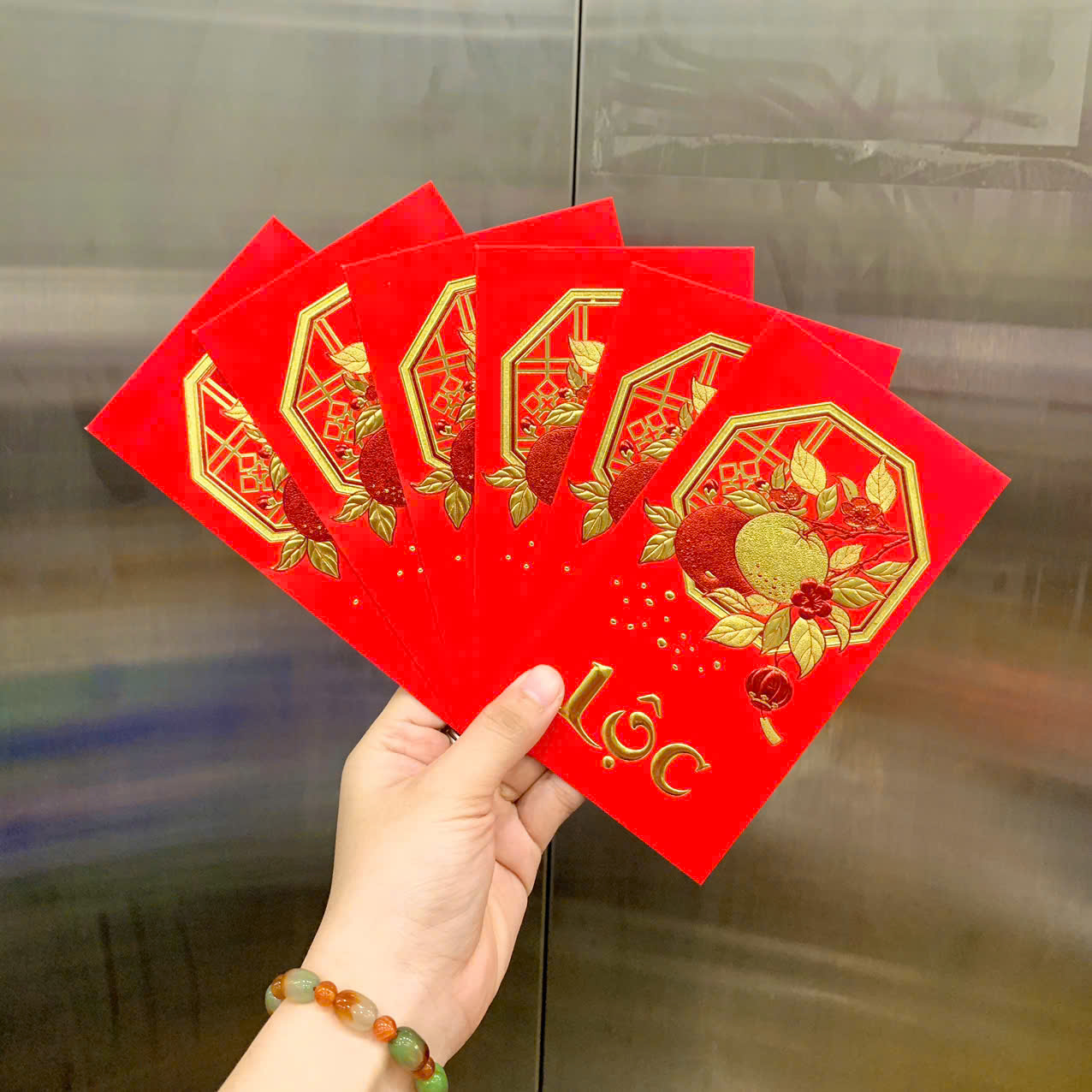 Set 60 bao lì xì bản to 90 x 162 mm, chọn 10 hình, 1 hình 6 cái