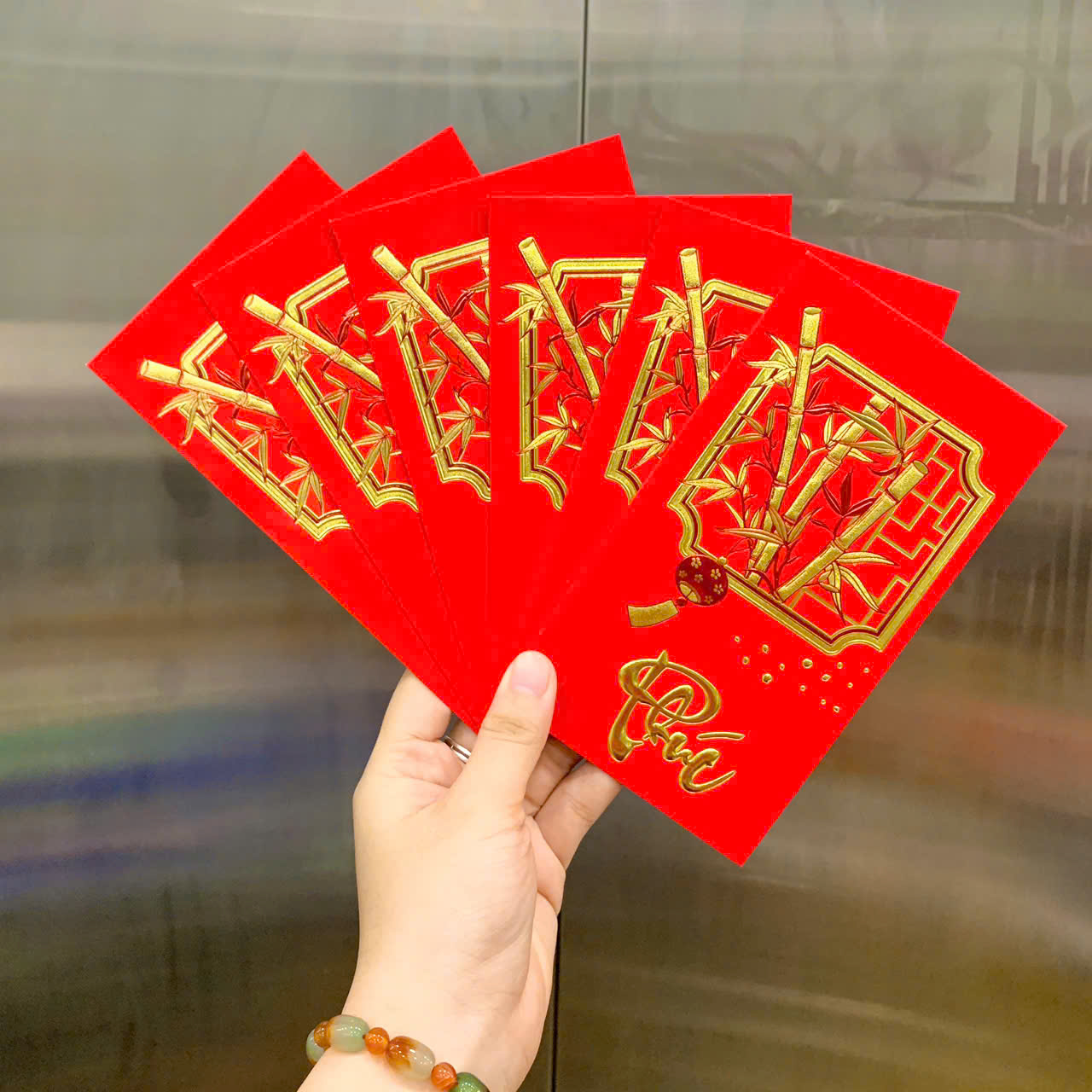 Set 60 bao lì xì bản to 90 x 162 mm, chọn 10 hình, 1 hình 6 cái