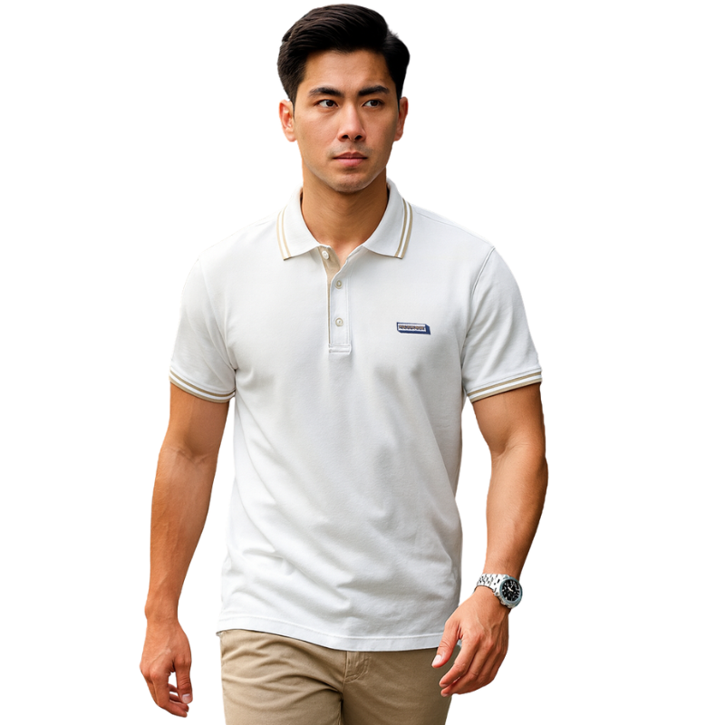 Ảnh mặc thực tế với phom áo polo gọn gàng
