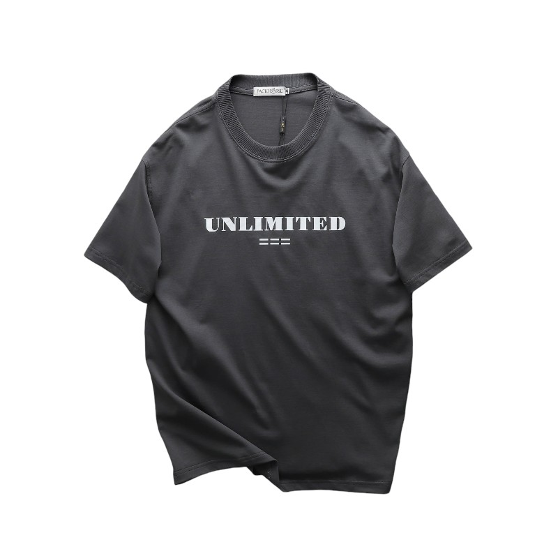 Mặt trước áo với chi tiết in chữ Unlimited nổi bật