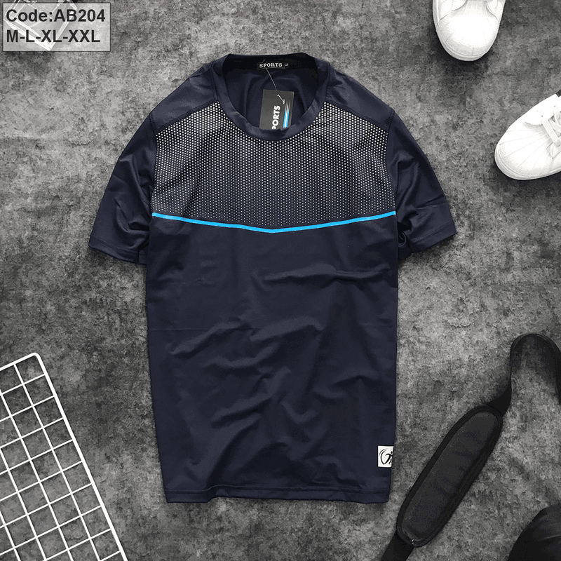Phiên bản xanh navy phối xanh dương trẻ trung, dễ phối đồ