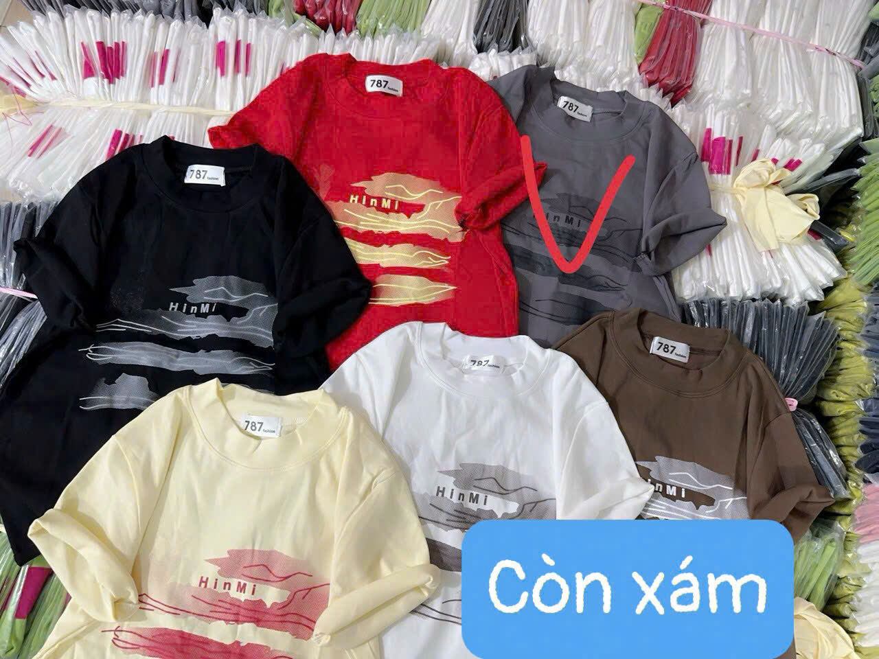 Gợi ý thêm các màu áo khác trong cùng kiểu dáng