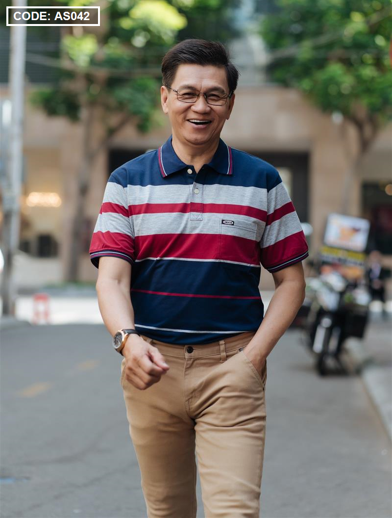 Gợi ý mặc áo cùng quần kaki cho vẻ ngoài gọn gàng