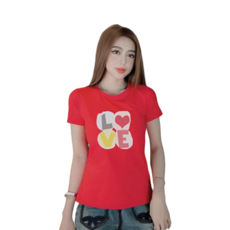 Áo thun thái nữ cổ tròn in chữ LOVE phù hợp để tham khảo khi chọn Áo thun nữ