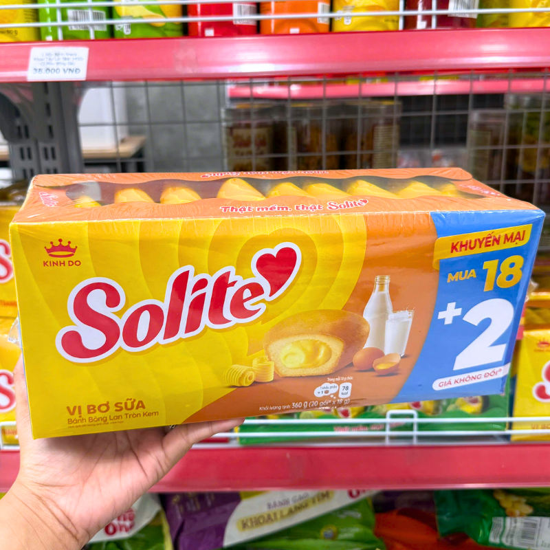 Bánh Bông Lan Tròn Kem Solite 360g - Vị Lá Dứa / Bơ Sữa