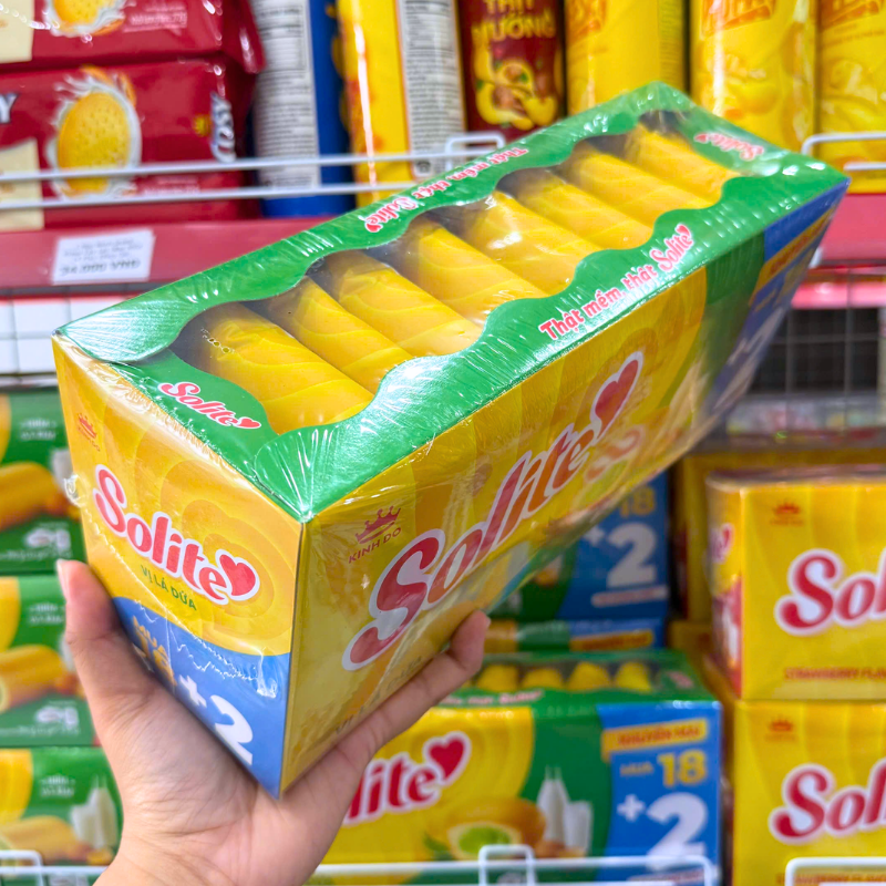 Bánh Bông Lan Tròn Kem Solite 360g - Vị Lá Dứa / Bơ Sữa
