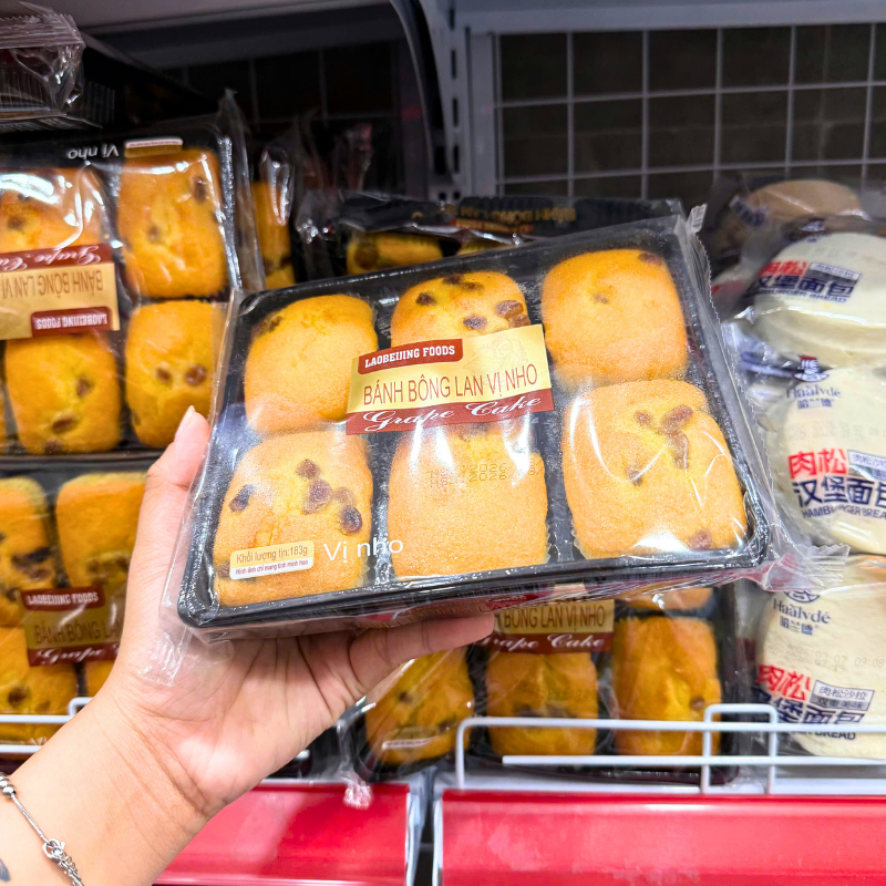 Bánh Bông Lan Vị Nho Laobeijing Foods Khay 6 Cái 183g