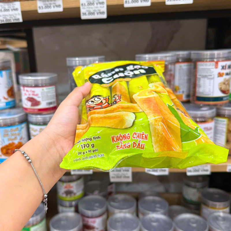 Bánh Gạo Cuộn Want Want Vị Bắp Thanh Ngọt 170g (17g x 10 Gói)