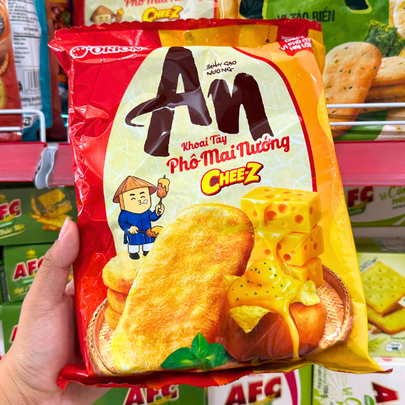 Mặt trước bao bì với hình ảnh hương vị khoai tây phô mai nướng