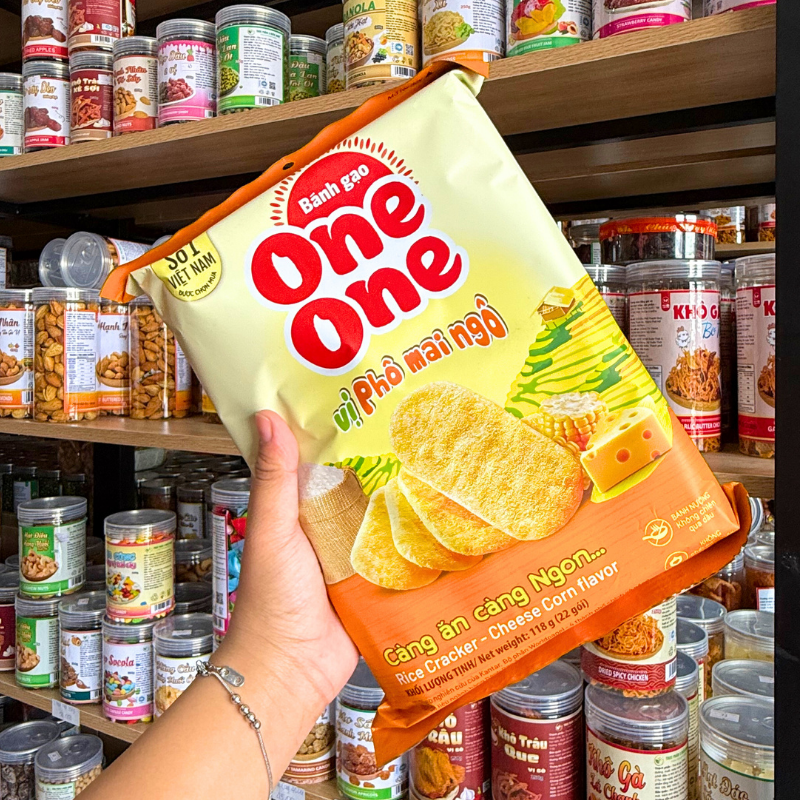 Bánh Gạo One One Vị Phô Mai Ngô 118g Bịch Màu Cam