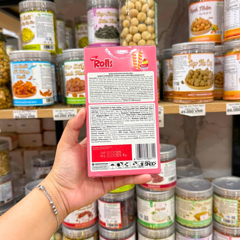 Mặt sau hộp với thông tin sản phẩm và quy cách 50g