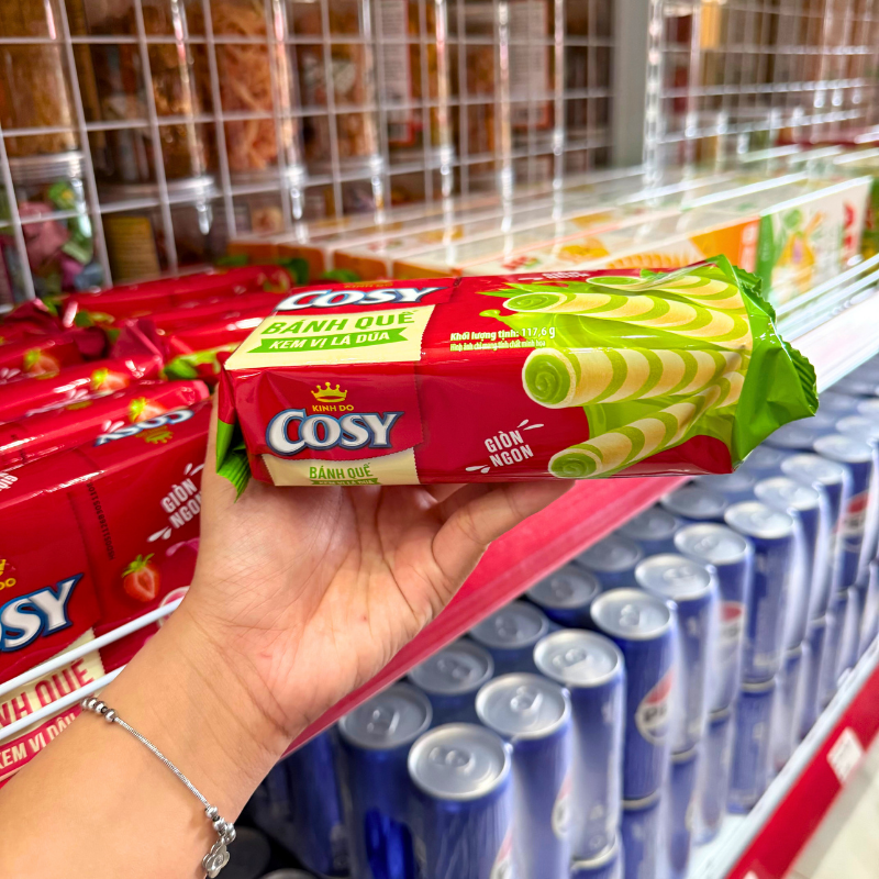 Bánh Quế Cosy 117.6g - Kem Lá Dứa, Socola, Dâu, Xoài Xí Muội