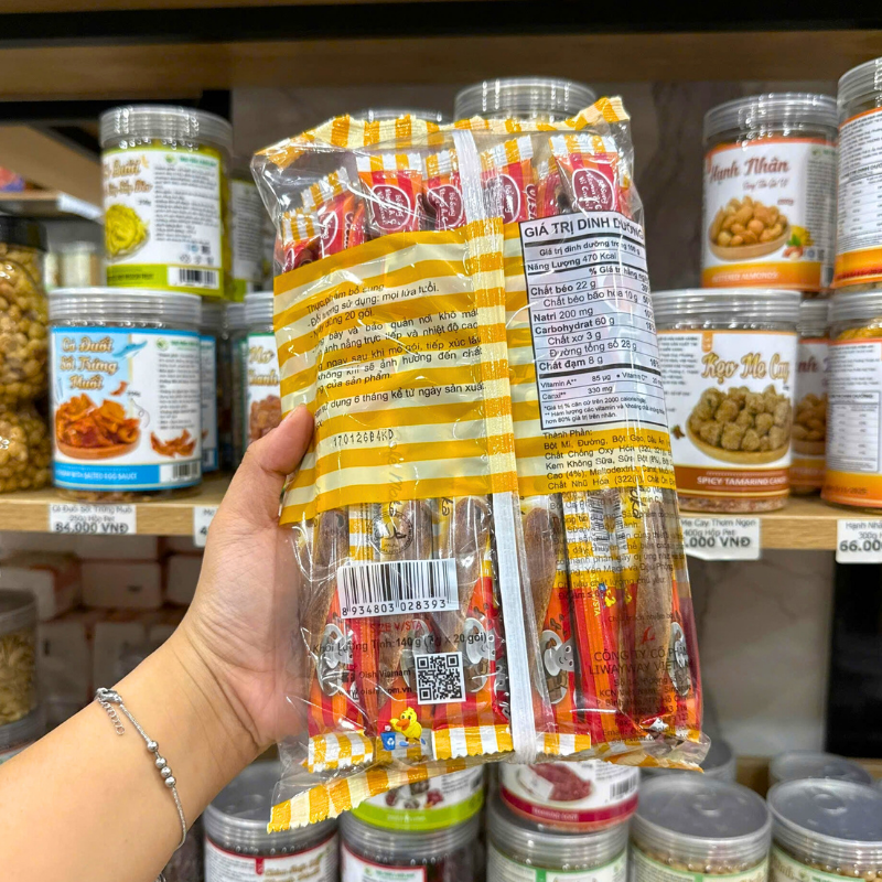 Mặt sau bao bì với bảng thành phần và hướng dẫn dùng