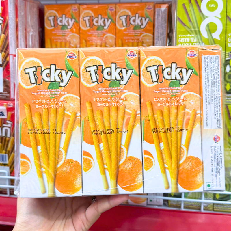 Mặt trước hộp bánh với hình minh họa vị cam