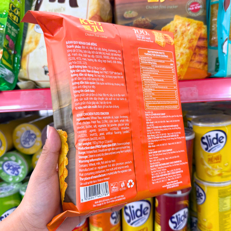 Phần cảnh báo dị ứng và hướng dẫn bảo quản trên mặt sau
