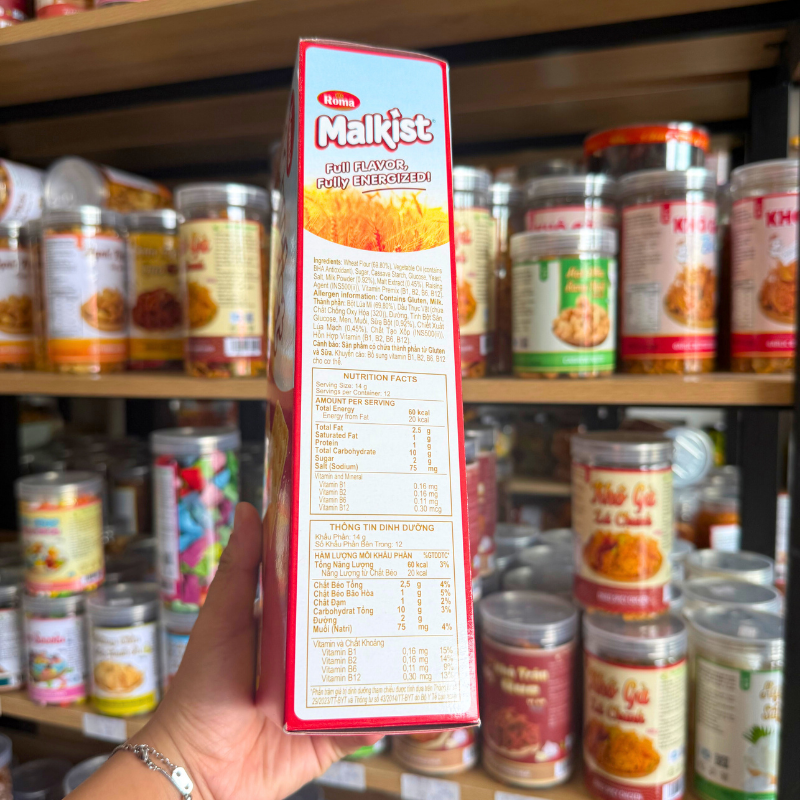 Bánh quy lạt lúa mạch Roma Malkist Light Sweet Crackers 168g (Hộp 12 Gói)