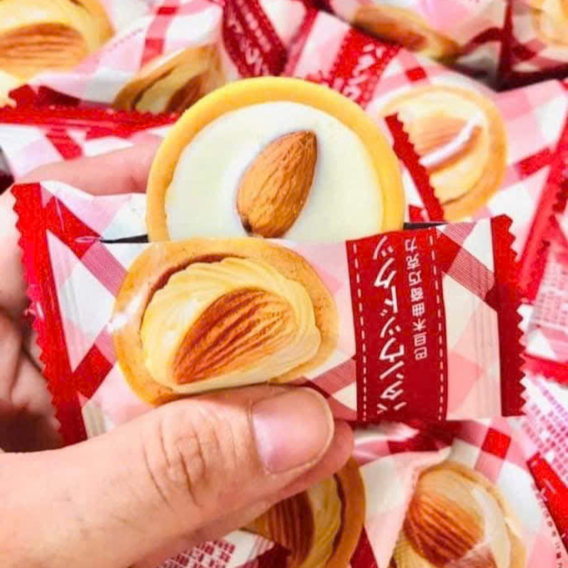 Bánh Quy Socola Nhân Sữa Hạnh Nhân 1kg