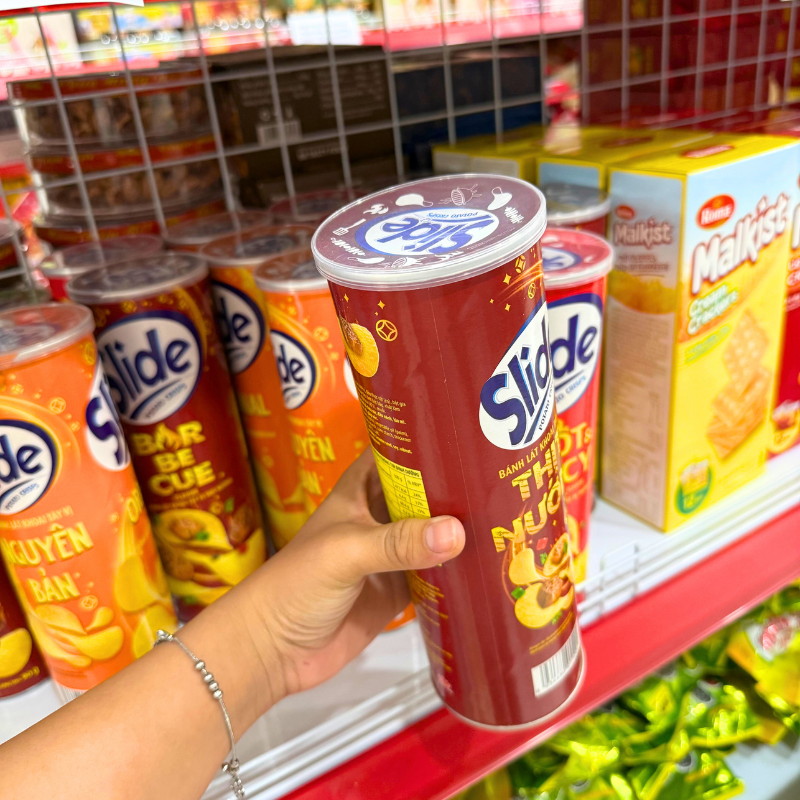 Lon có nắp đậy giúp cất giữ gọn sau khi dùng