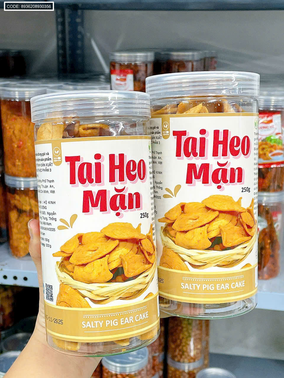 Hộp nhựa trong suốt 250g với nhãn tên sản phẩm rõ ràng.