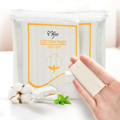 Bông tẩy trang FM Cotton Pads 3 lớp 222 miếng