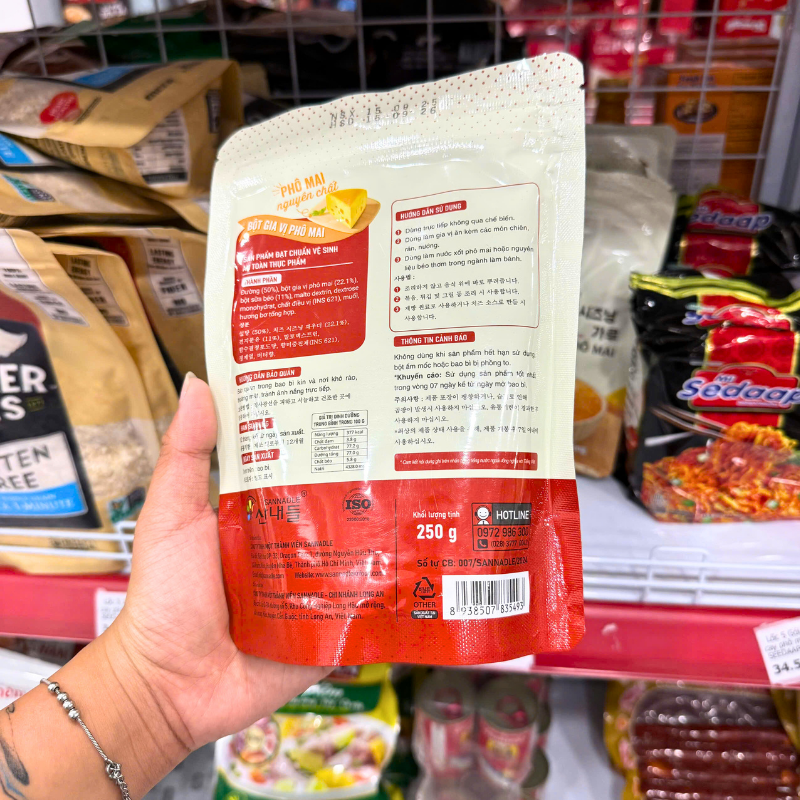 Mặt sau bao bì thể hiện thành phần và thông tin sử dụng