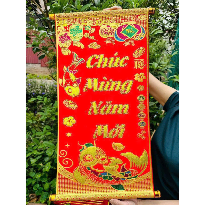 Mẫu “Chúc Mừng Năm Mới” với hoạ tiết cá chép và đồng tiền vàng