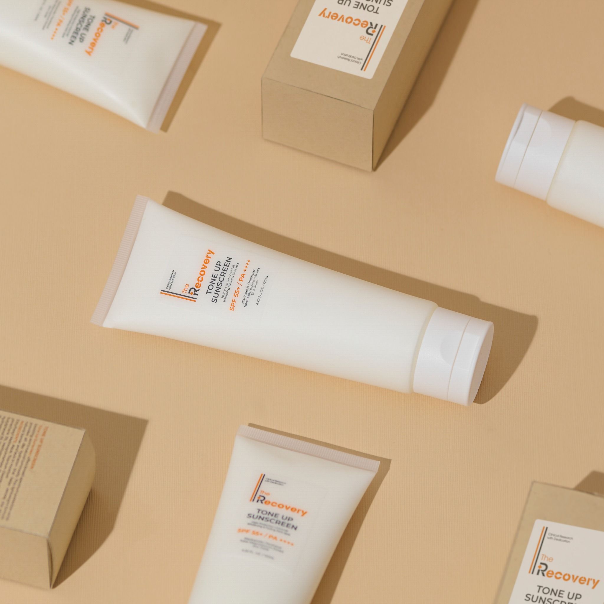 Chào mừng bạn đến với The Recovery Tone Up Sunscreen SPF 55 một sản phẩm chủ thương hiệu mỹ phẩm The Recovery, nguyên liệu nhập khẩu 100% từ Châu Âu