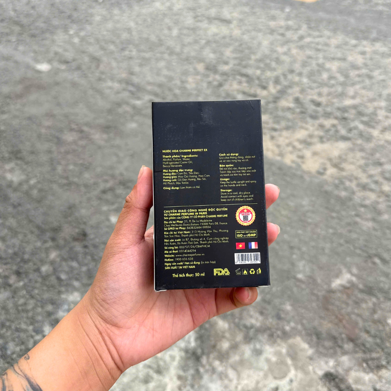 Mặt sau hộp với thông tin và quy cách 50ml