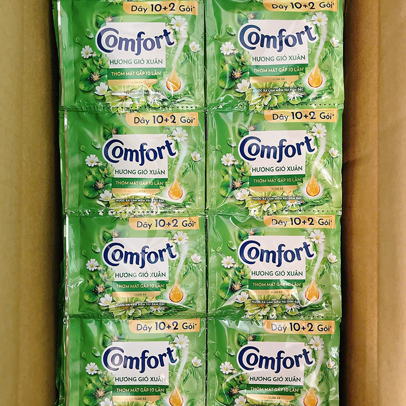 Combo 2 Dây 24 Gói Nước Xả Vải COMFORT Hương Gió Xuân 18ml/Gói Màu Xanh Lá