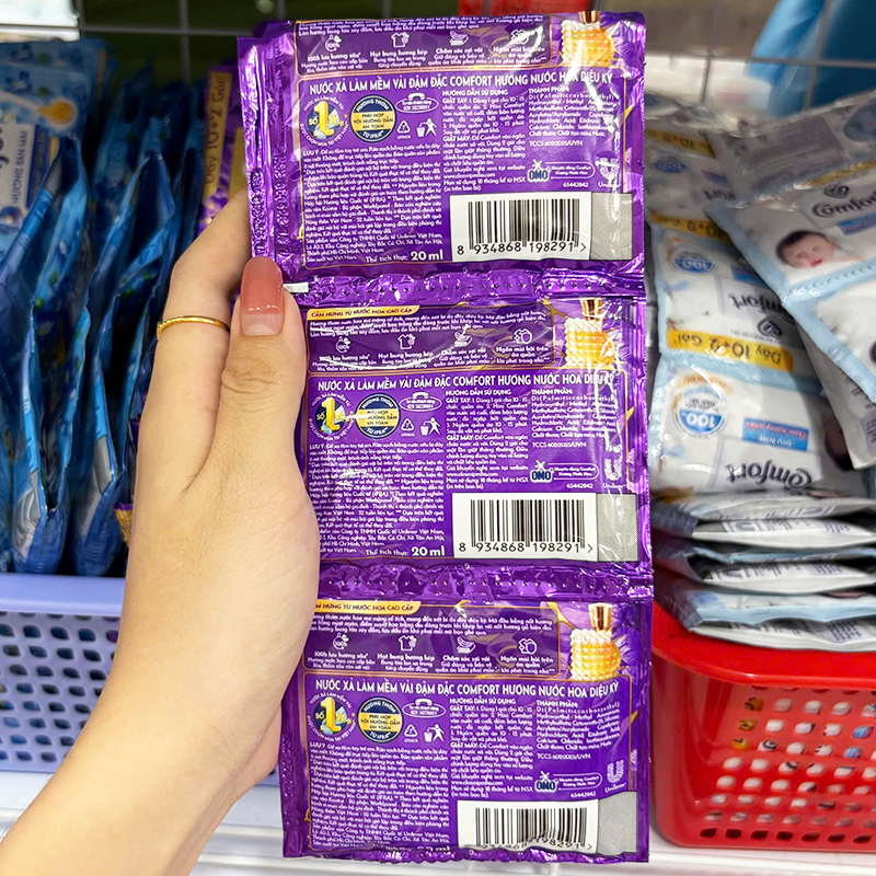 Mặt sau bao bì với thông tin sử dụng và bảo quản
