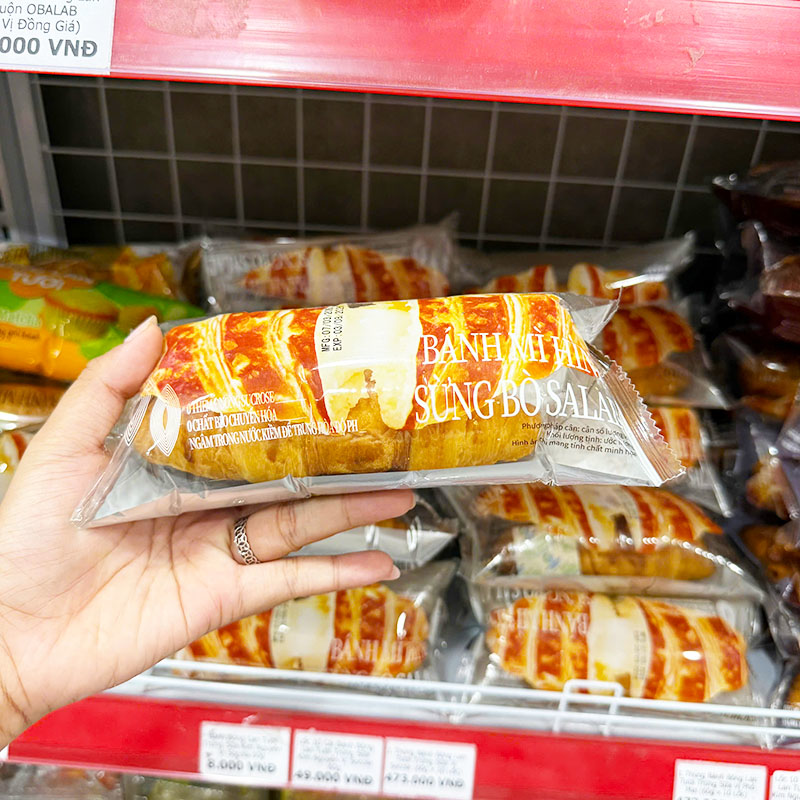 Kiểu bánh hình sừng bò với vị salad dễ ăn