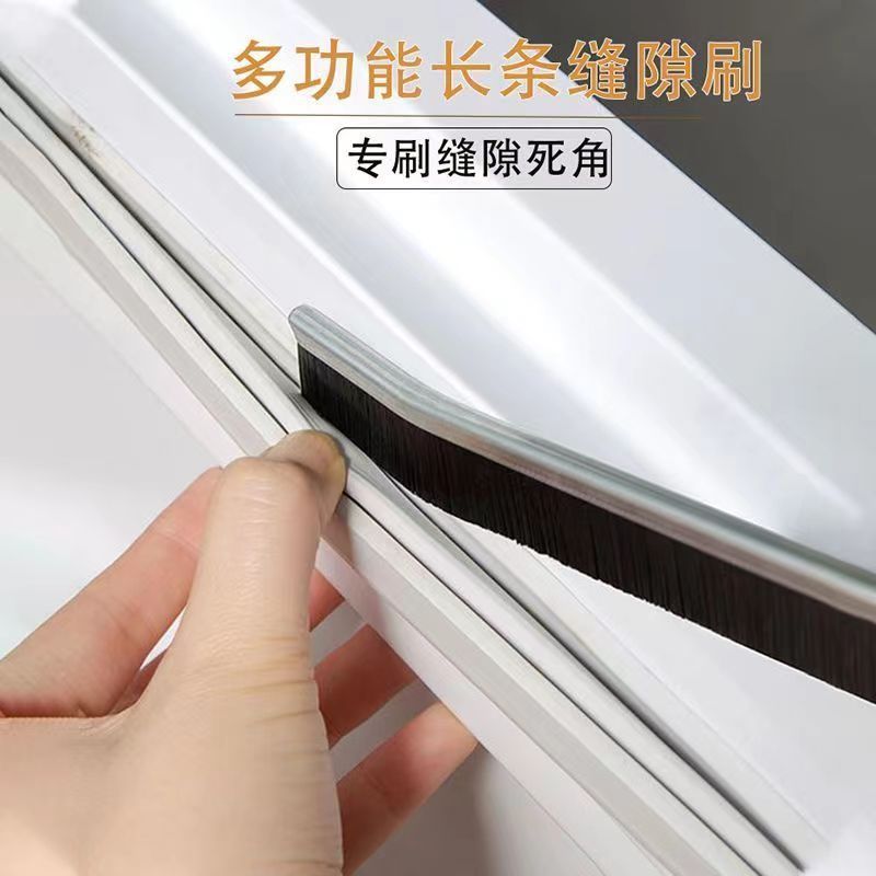 Bàn chải được dùng để làm sạch rãnh và khe hẹp