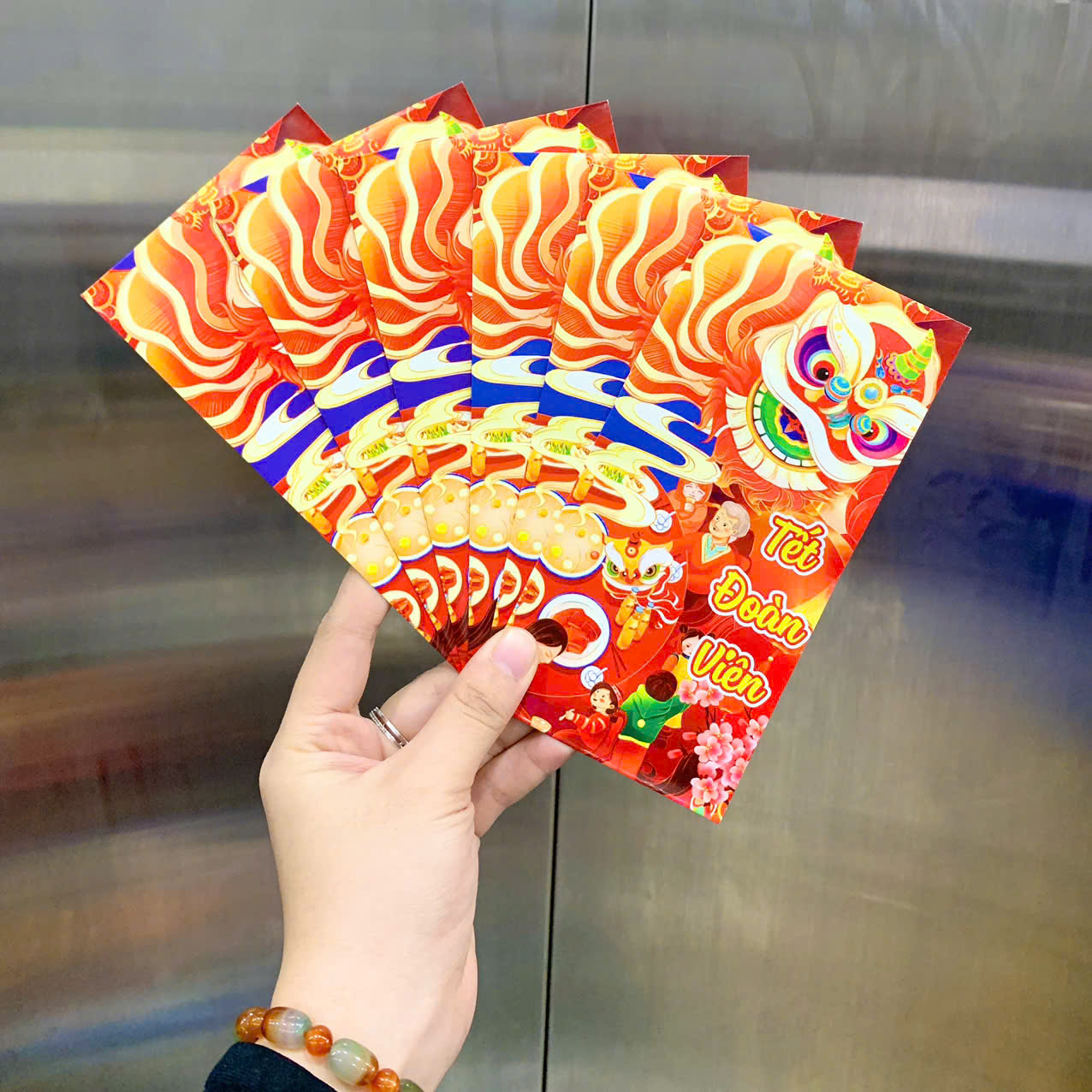 Combo 100 Bao Lì Xì Tết Bính Ngọ 2026 Khách Chọn Tối Đa 10 Mẫu