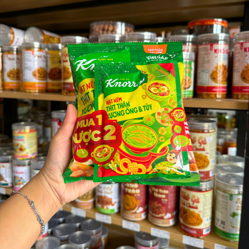 Bộ sản phẩm gồm gói 400g và gói nhỏ 65g