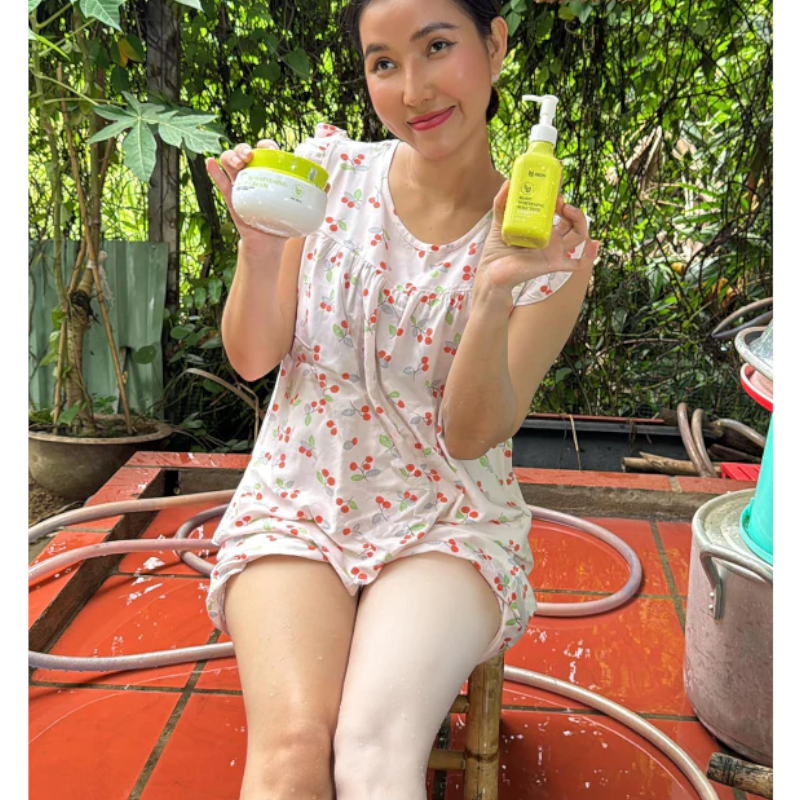 Minh họa sử dụng combo trong routine chăm sóc cơ thể hằng ngày