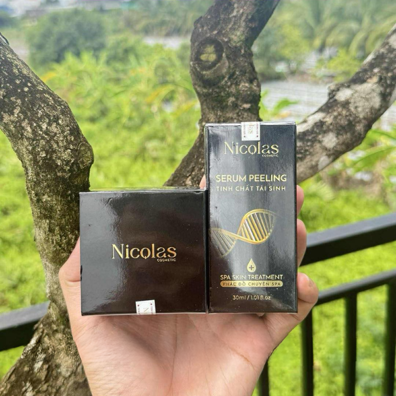 Combo Tái Sinh Nicolas Serum Peeling 30ml & Kem Face Men Tảo Xanh Collagen 5g