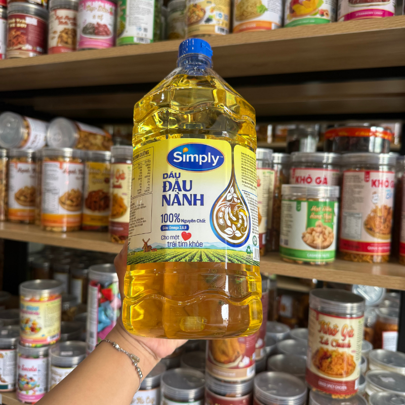 Khám phá Dầu Đậu Nành Simply 2 Lít thuộc nhóm dầu ăn