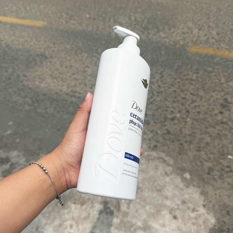 Dầu Gội Dove Ceramide Phục Hồi Hư Tổn 880g Chai Xanh