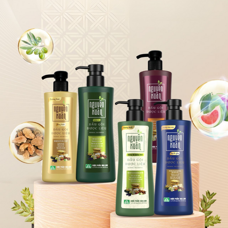 Dầu Gội Dược Liệu Nguyên Xuân Dưỡng Tóc Hư Tổn Màu Xanh Lá 520g