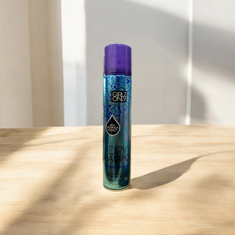 Dầu Gội Khô Girlz Only Màu Xanh 200ml Hương Trái Cây