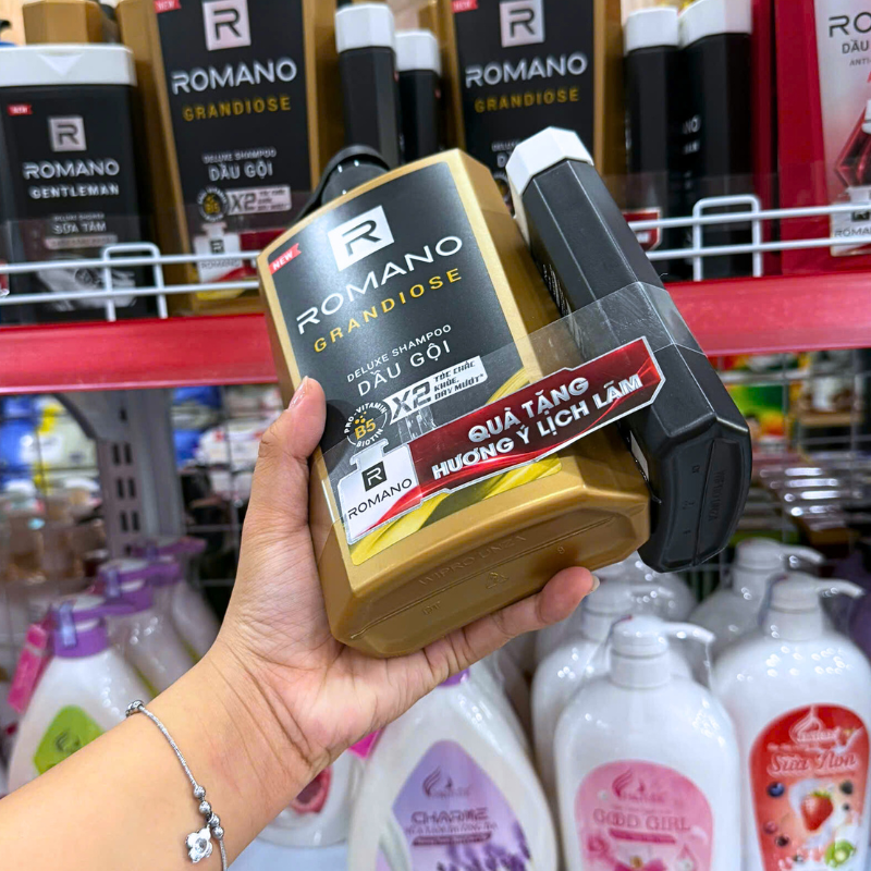 Dầu Gội Hương Nước Hoa Romano Grandiose 650g Kèm Quà Tặng Sữa Tắm Sạch Sảng Khoái