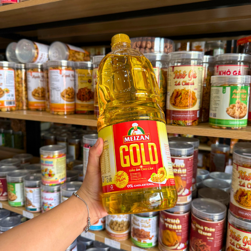 Dầu Ăn Cao Cấp Meizan Gold 2 Lít phù hợp để tham khảo khi chọn dầu ăn