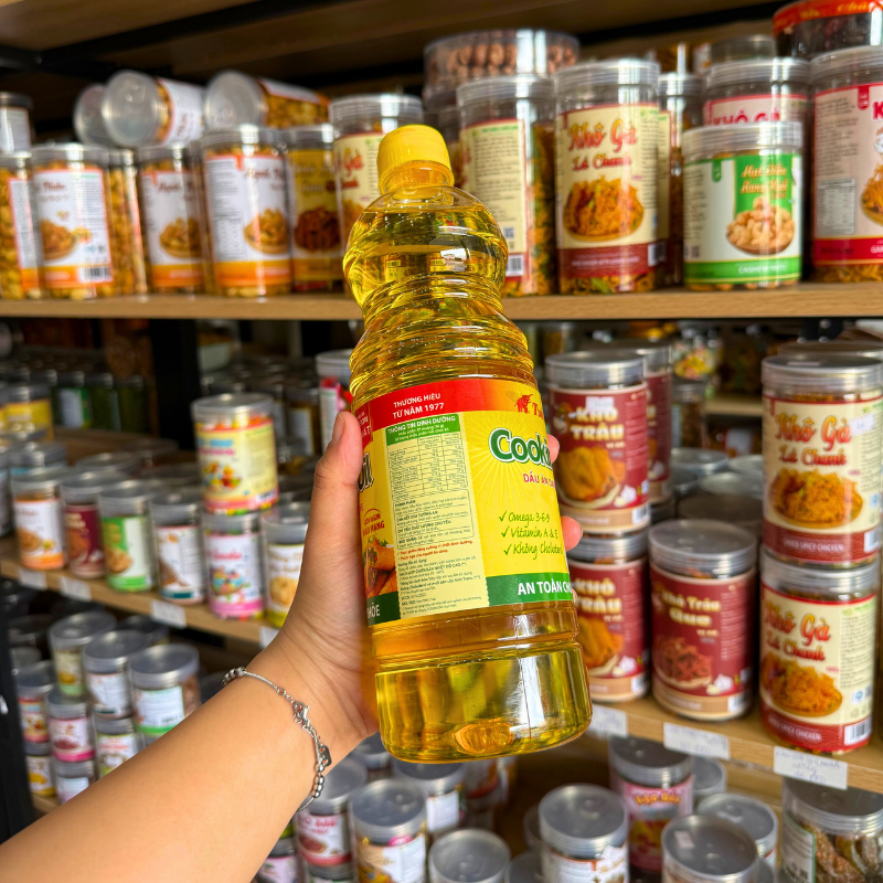 Dầu Ăn Thực Vật Tường An Cooking Oil 1 Lít