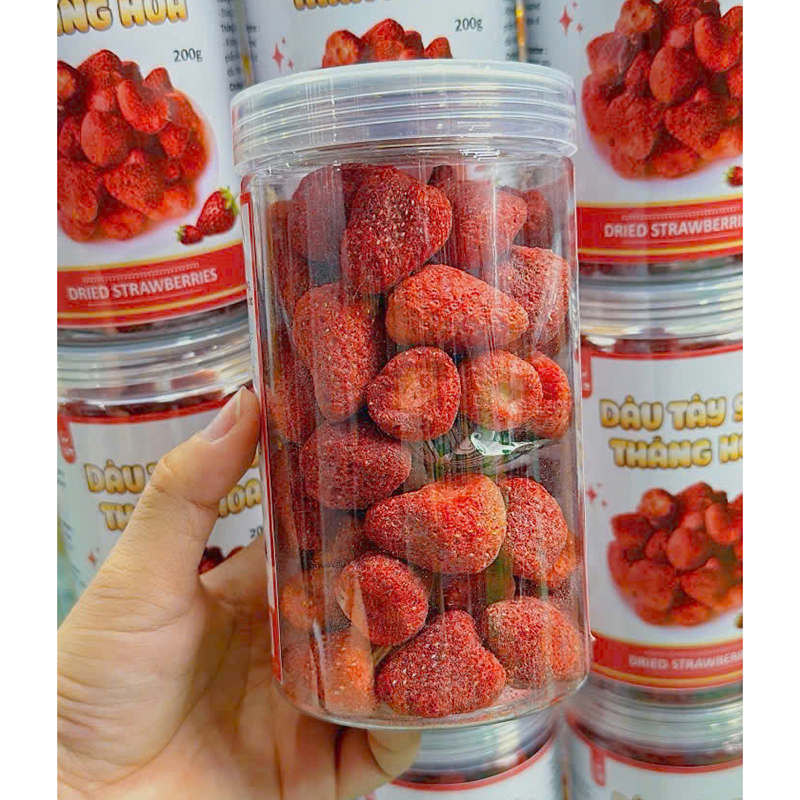 Dâu Tây Sấy Lạnh 200g