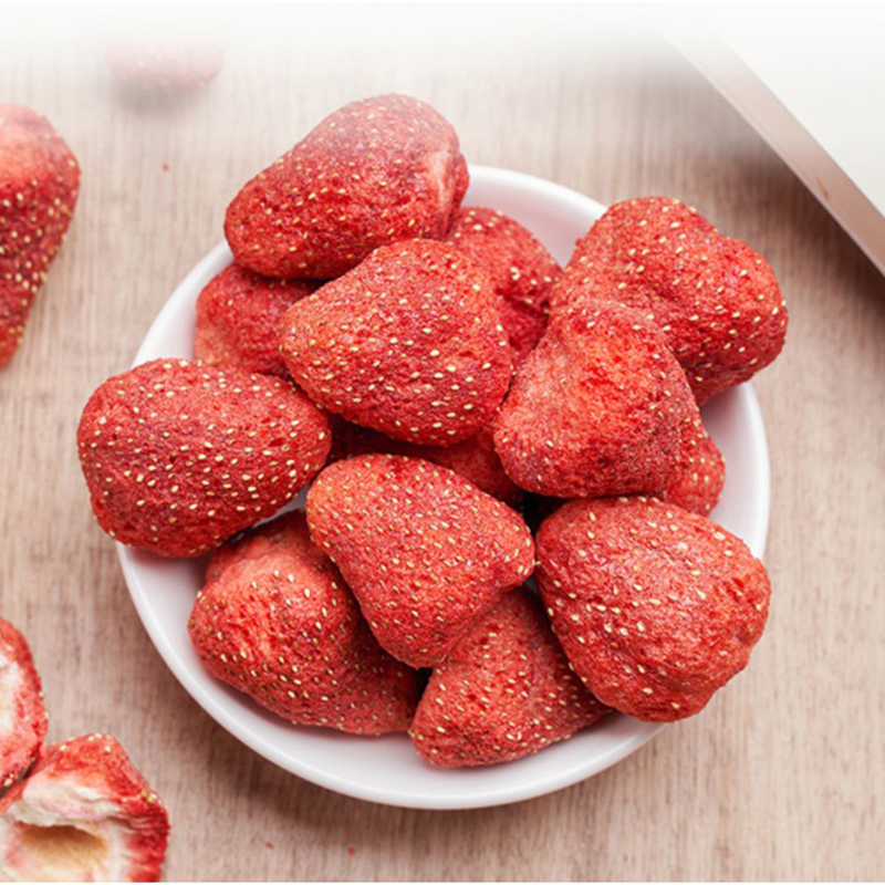 Dâu Tây Sấy Lạnh 200g
