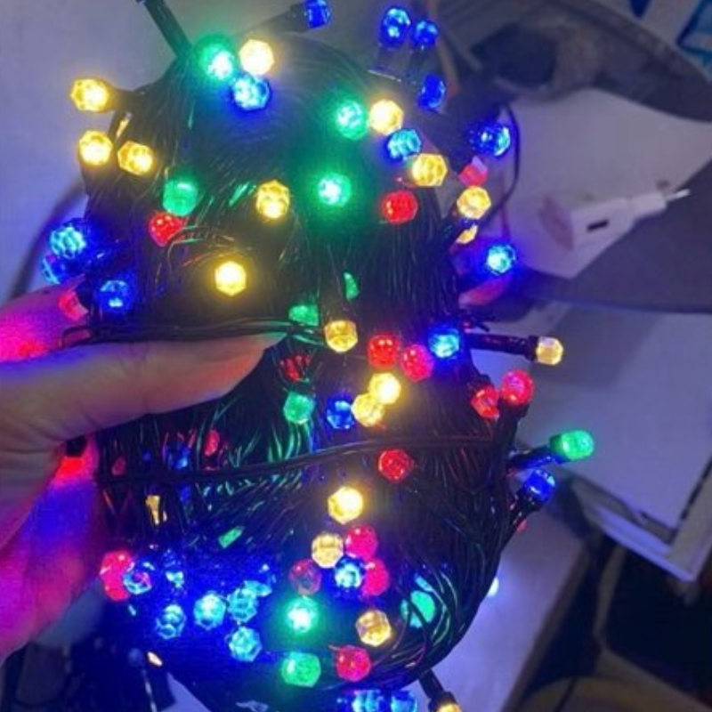 Phiên bản ánh sáng đa sắc nổi bật